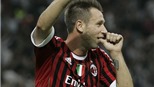 Cassano đi vào lịch sử Milan-Berlusconi